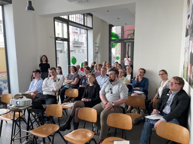 IMG_20220517_180401_2012 Gäste Event 2